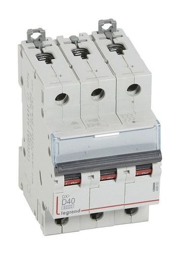 Автоматический выключатель Legrand DX³ 3P 40А (D) 10кА